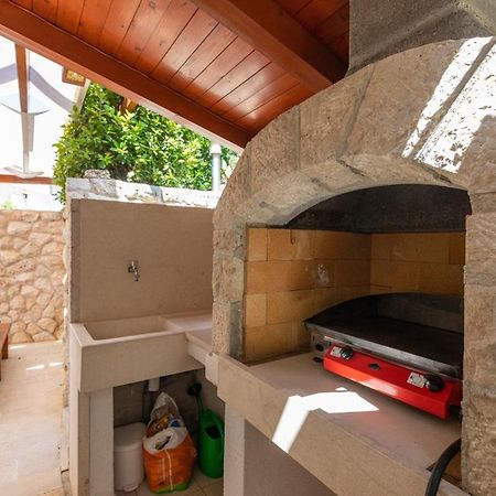 Villa Old Olive, 3Lovelyvillas Podgora Exterior photo