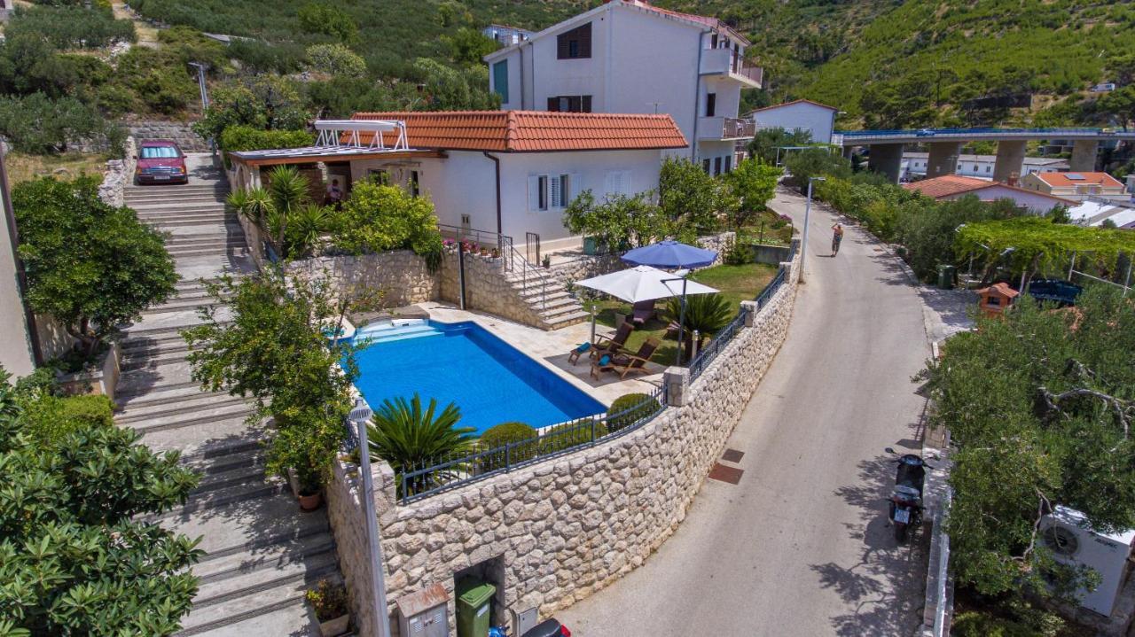 Villa Old Olive, 3Lovelyvillas Podgora Exterior photo